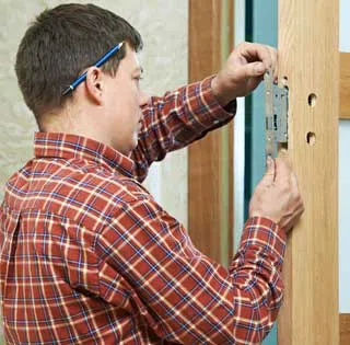 Central Locksmith Store Chicago, IL 312-973-4907 logo-image - locksmith-key-service-01